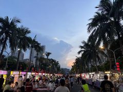 -海大南门夜市(海富街店)