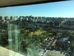 点击看大图 窗外-妈咪爱月子中心·母婴护理