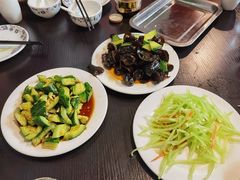 芥末木耳-玫瑰红烤羊排(北新桥三条店)