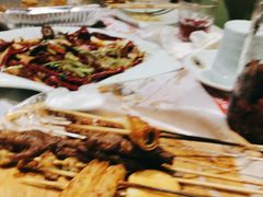 -寂寞的豆芽 烧烤酒场(丽景店)