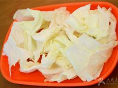 -泡山椒干锅肥肠鸡