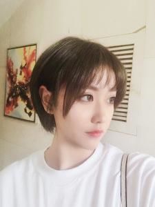 -时尚殿堂明星门店
