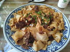 -壹阁胡羊焖饼(特色小吃街店)