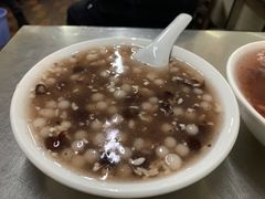 -芳婆糕团店(王府大街店)