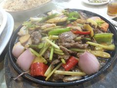 铁板牛肉-玲玲美食宁辉店(葵蓬店)