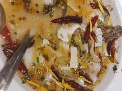 -渔语鱼酸菜鱼新川菜(来福士店)