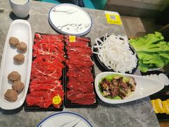-匠心牛公馆·潮汕牛肉海鲜火锅(索菲特店)