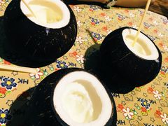 -志龙皇冠吃货椰子铺