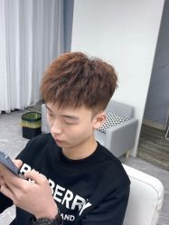 -贝勒爷专业男发