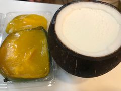 -志龙皇冠吃货椰子铺