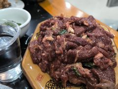 -黄利砖万峰林布依特色酸笋牛肉馆