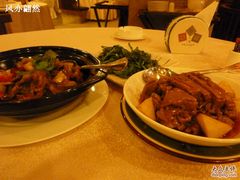 鱼头煲和三杯鹅-七仙岭君澜度假酒店·桃源小馆中餐厅