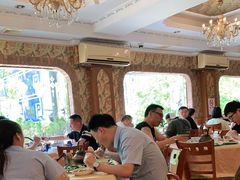 -维吾尔餐厅(宜山路店)