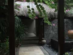 -三亚湾海居铂尔曼度假酒店