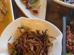 -隔壁老王·家常云南菜(花巷店)