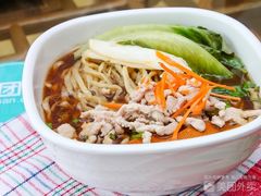 -老陆稿荐(西中市店)