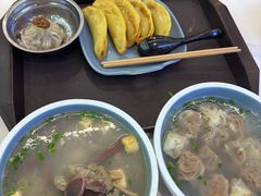 -老新隆牛肉锅贴(新街口店)
