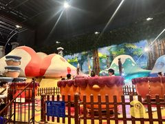 -蓝精灵乐园·世茂精灵之城主题乐园