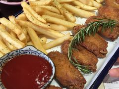 鸡翅薯条-MIKAKU(万达广场上海宝山店)