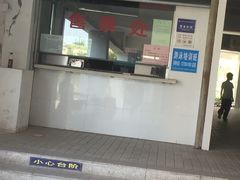 -武钢体育中心恒温游泳馆