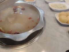-光头药膳鸡(莱茵小镇店)