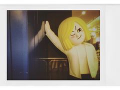 -LINE FRIENDS Garosu-gil Flagship Store