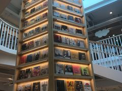 -猫的天空之城概念书店(北戴河蔚蓝海岸店)