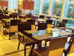 -大中华希尔顿酒店-念自助餐·嗨啤·小龙虾