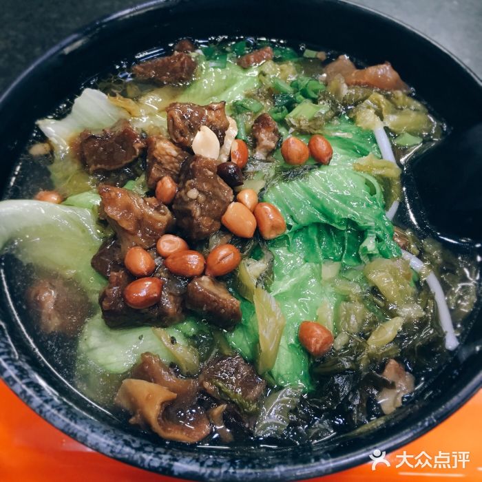 龙记桂林米粉店(书城路店)牛腩粉图片
