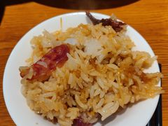 腊肉煲仔饭-周锦记广式餐厅