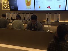 -奈雪的茶(市百一店)