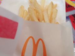 -麦当劳(徐汇漕溪北路百脑汇店)