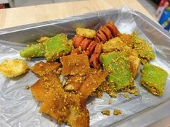 -二钢串叔麻辣烫(华龙大厦店)