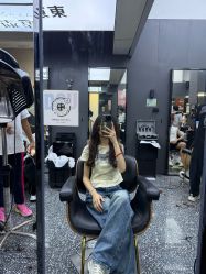 -藤野造型专业烫染接发