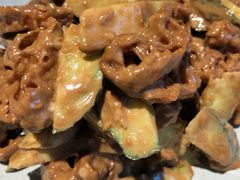 黄瓜拌油条-梅飞酒家(桑园路店)