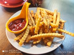 -迪欧咖啡·中西餐融合菜(平江万达旗舰店)