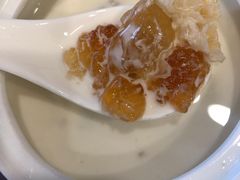 -广信牛奶甜品世家(台东店)