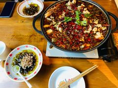 -炉小二铜锅牛蛙•川湘菜(三里屯店)