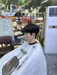 -藤野造型专业烫染接发