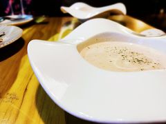 奶油蘑菇汤-清真·艾美可餐厅(鹏欣水游城店)