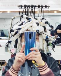 -镁连社·美联社
