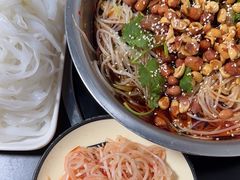 -周良天山牛杂城(天山路总店)
