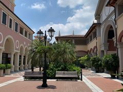 -佛罗伦萨小镇广佛名品奥特莱斯(疏港路店)