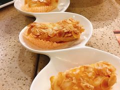 西杏片炸鲜奶-点都德(大茶楼店)