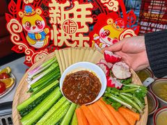 -哈尔滨烧烤·山河村铁锅炖(交大店)