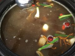 -菌之家·专业纯野生菌火锅·特色炒菌