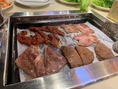 -爱客得牛排海鲜烤肉·火锅自助(春熙路黑金好店)