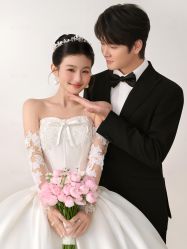 -雅云婚纱摄影工作室旗舰店