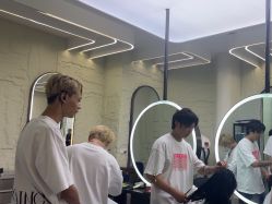 -慕名造型