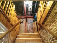 楼梯-三个大叔东北烧烤·砂锅菜(西三旗店)